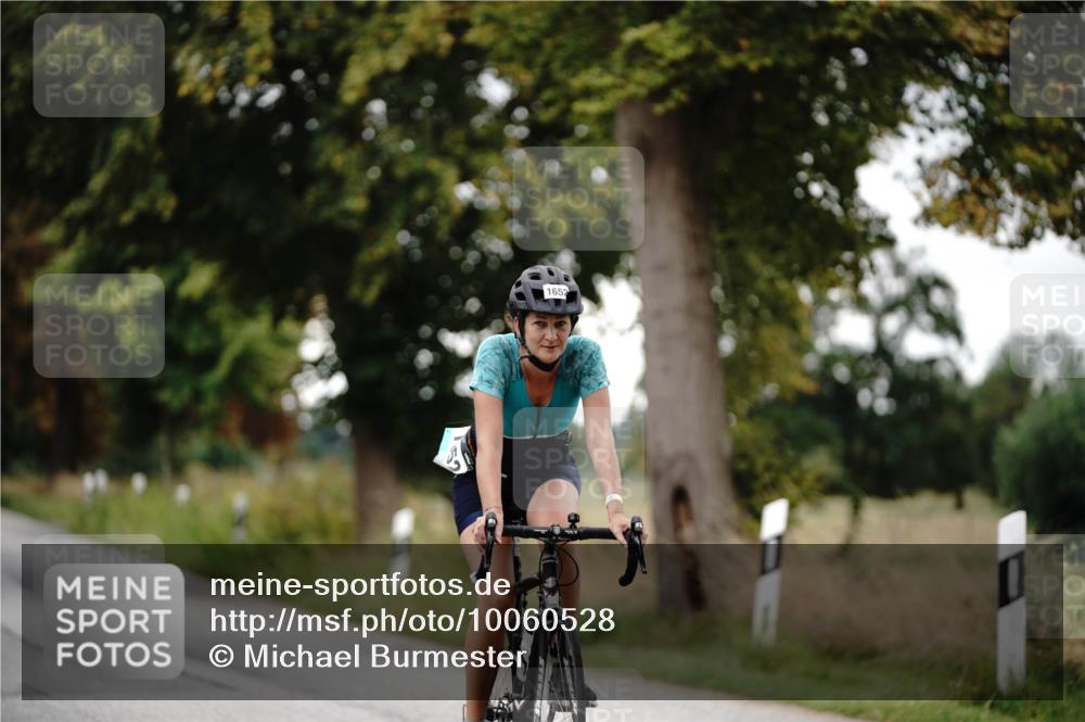 30.08.2026 - Elbe Triathlon Hamburg Michael Burmester http://msf.ph/oto/10060528 30.08.2026 11:46:54 Radfahren 1652, 1685 meine-sportfotos.de
