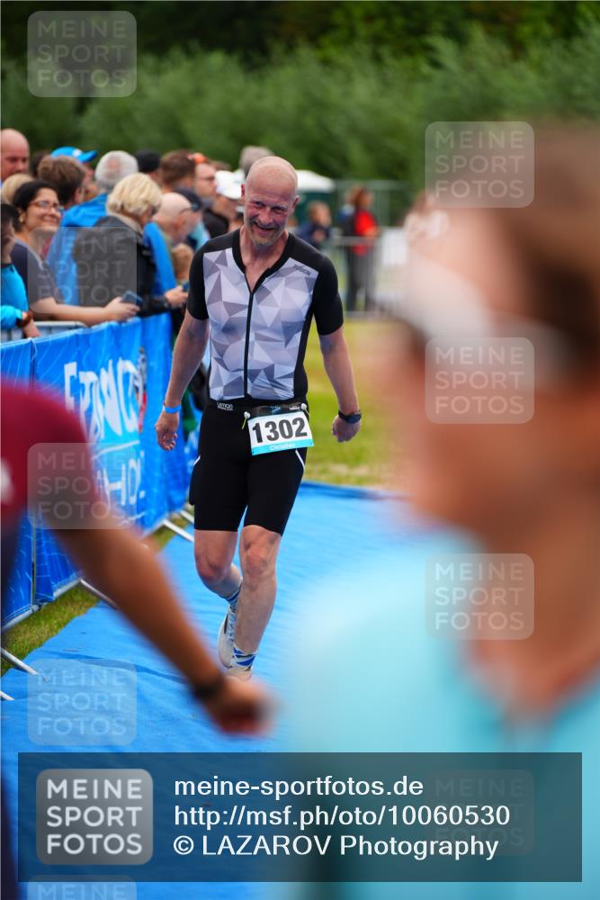 30.08.2026 - Elbe Triathlon Hamburg LAZAROV Photography http://msf.ph/oto/10060530 30.08.2026 11:41:09 Ziel 845, 920, 1302 meine-sportfotos.de
