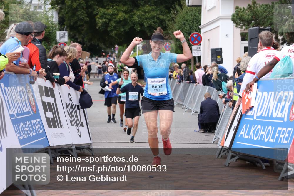 30.08.2026 - Blankeneser Heldenlauf Lena Gebhardt http://msf.ph/oto/10060533 30.08.2026 12:29:02 Ziel 4149, 4287 meine-sportfotos.de