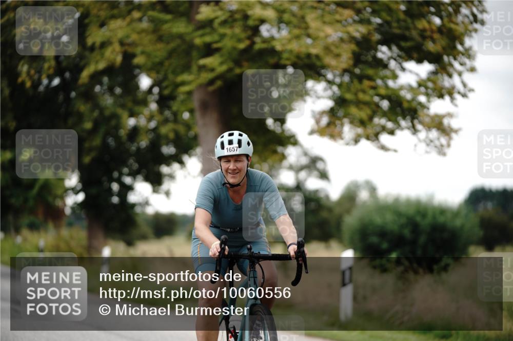 30.08.2026 - Elbe Triathlon Hamburg Michael Burmester http://msf.ph/oto/10060556 30.08.2026 11:47:27 Radfahren 1616, 1657 meine-sportfotos.de