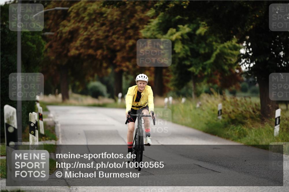30.08.2026 - Elbe Triathlon Hamburg Michael Burmester http://msf.ph/oto/10060565 30.08.2026 11:47:47 Radfahren 1692 meine-sportfotos.de