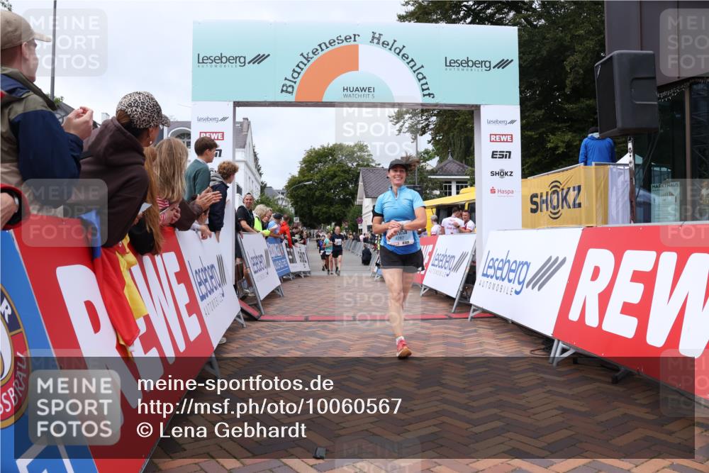 30.08.2026 - Blankeneser Heldenlauf Lena Gebhardt http://msf.ph/oto/10060567 30.08.2026 12:29:04 Ziel 4045, 4287 meine-sportfotos.de