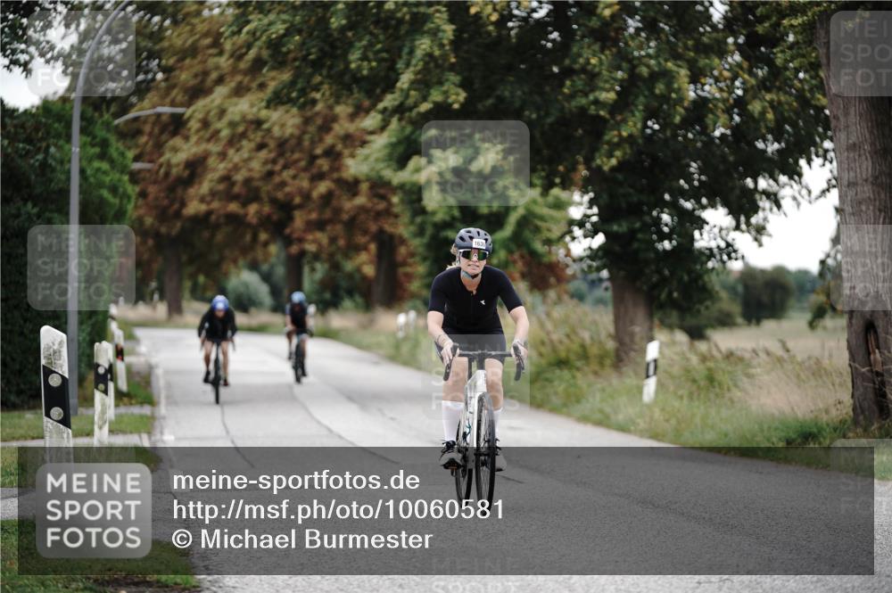 30.08.2026 - Elbe Triathlon Hamburg Michael Burmester http://msf.ph/oto/10060581 30.08.2026 11:48:05 Radfahren 1617, 1636 meine-sportfotos.de