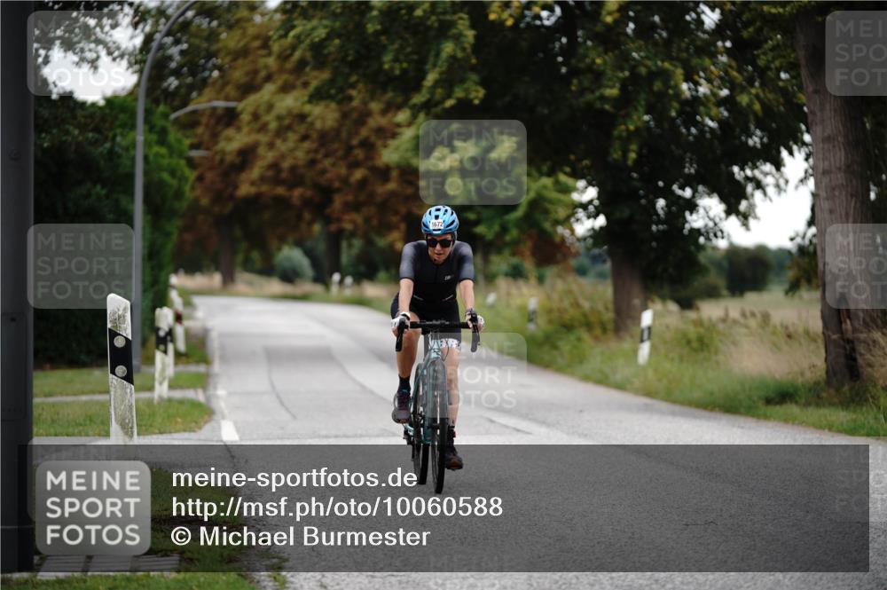30.08.2026 - Elbe Triathlon Hamburg Michael Burmester http://msf.ph/oto/10060588 30.08.2026 11:48:12 Radfahren 1617, 1672 meine-sportfotos.de