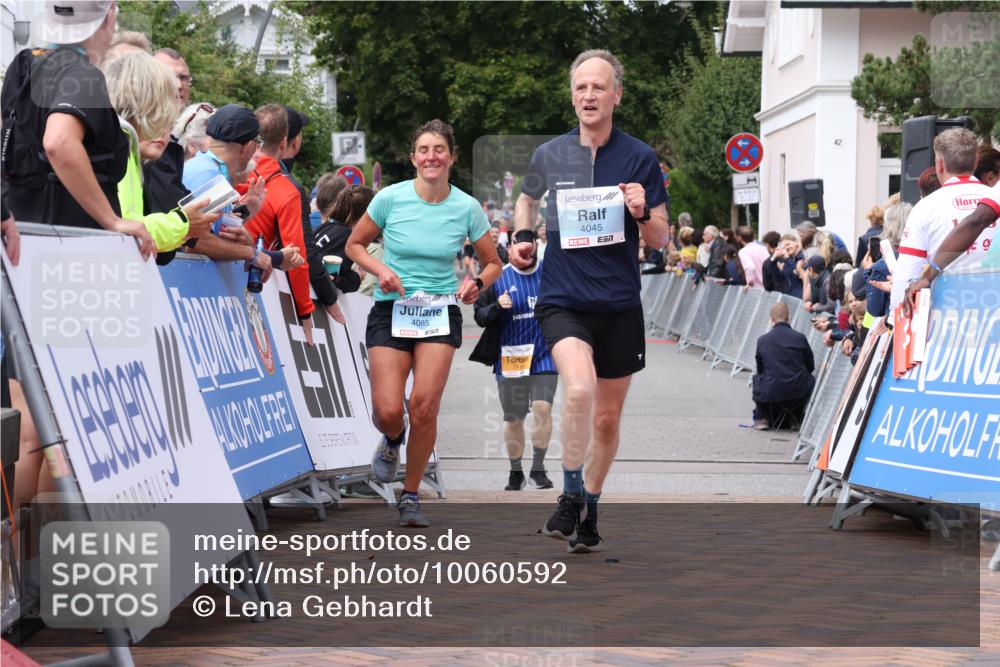 30.08.2026 - Blankeneser Heldenlauf Lena Gebhardt http://msf.ph/oto/10060592 30.08.2026 12:29:07 Ziel 4045, 4085, 4287 meine-sportfotos.de