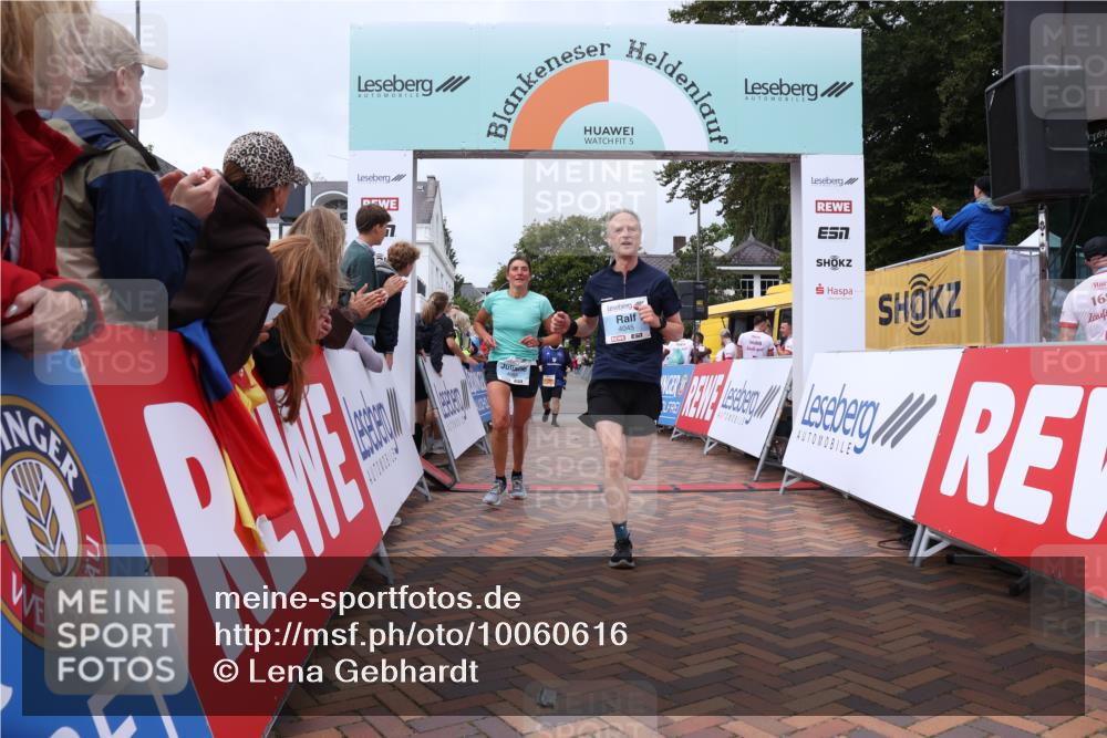 30.08.2026 - Blankeneser Heldenlauf Lena Gebhardt http://msf.ph/oto/10060616 30.08.2026 12:29:09 Ziel 2816, 4045, 4085, 4287 meine-sportfotos.de