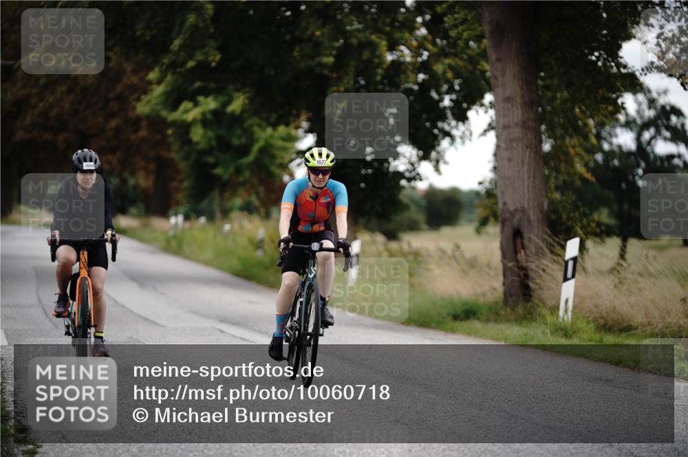 30.08.2026 - Elbe Triathlon Hamburg Michael Burmester http://msf.ph/oto/10060718 30.08.2026 11:52:43 Radfahren 1608, 1677 meine-sportfotos.de