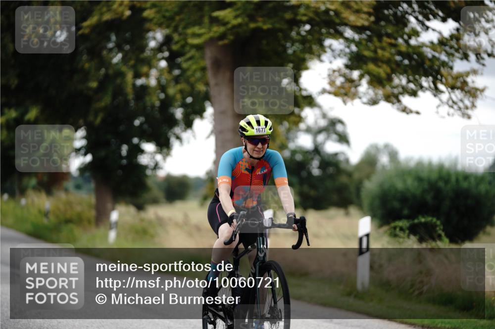 30.08.2026 - Elbe Triathlon Hamburg Michael Burmester http://msf.ph/oto/10060721 30.08.2026 11:52:44 Radfahren 1608, 1677 meine-sportfotos.de