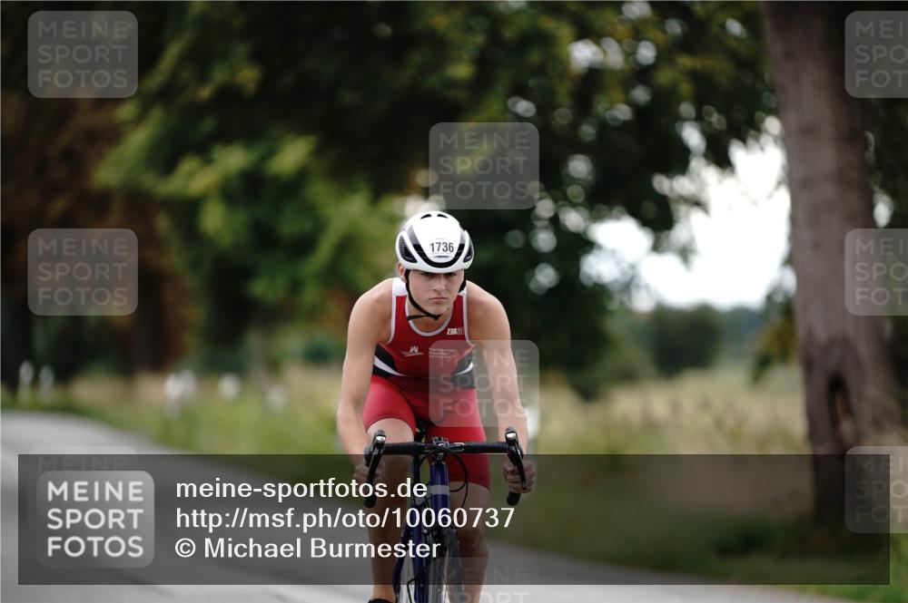 30.08.2026 - Elbe Triathlon Hamburg Michael Burmester http://msf.ph/oto/10060737 30.08.2026 12:22:56 Radfahren 1736 meine-sportfotos.de
