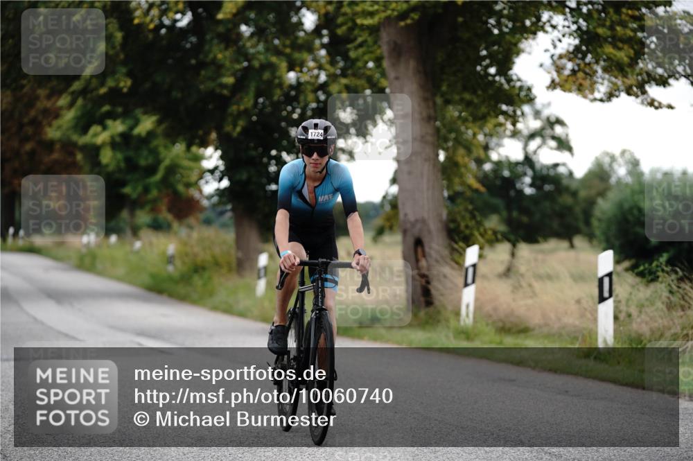 30.08.2026 - Elbe Triathlon Hamburg Michael Burmester http://msf.ph/oto/10060740 30.08.2026 12:23:51 Radfahren 1724 meine-sportfotos.de