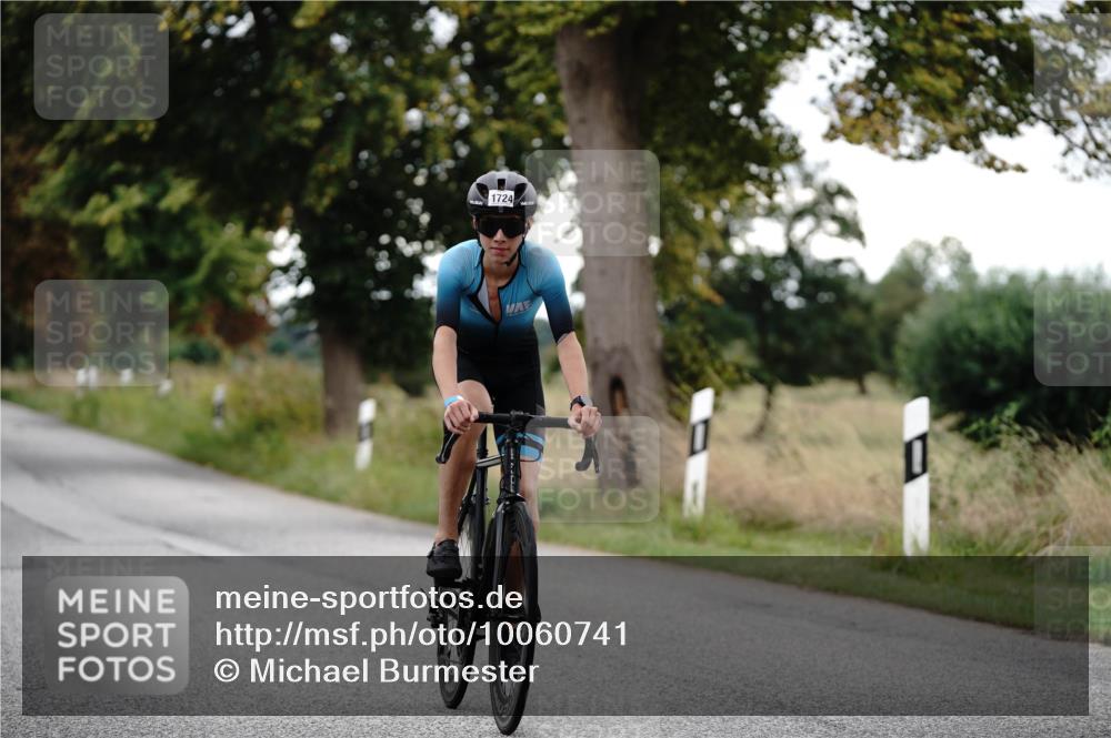 30.08.2026 - Elbe Triathlon Hamburg Michael Burmester http://msf.ph/oto/10060741 30.08.2026 12:23:51 Radfahren 1724 meine-sportfotos.de