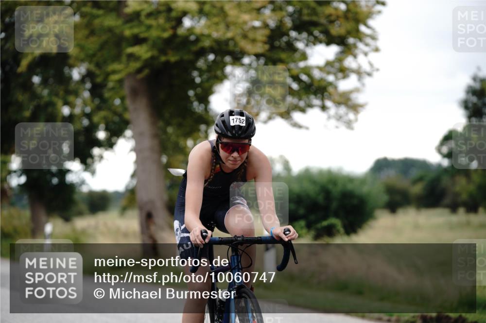 30.08.2026 - Elbe Triathlon Hamburg Michael Burmester http://msf.ph/oto/10060747 30.08.2026 12:24:36 Radfahren 1752 meine-sportfotos.de