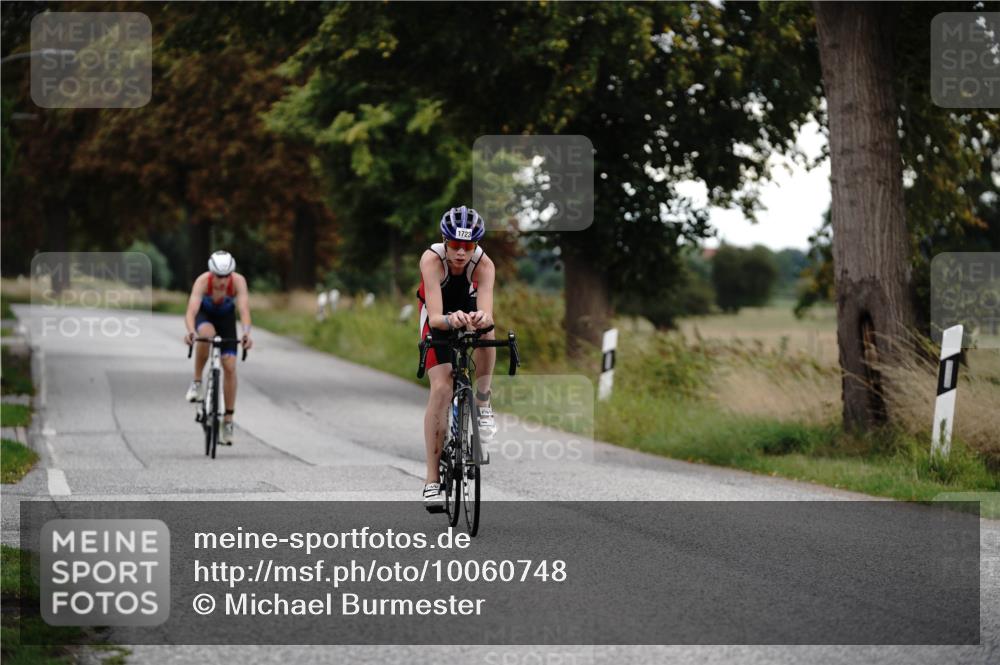 30.08.2026 - Elbe Triathlon Hamburg Michael Burmester http://msf.ph/oto/10060748 30.08.2026 12:24:53 Radfahren 1723, 1726 meine-sportfotos.de