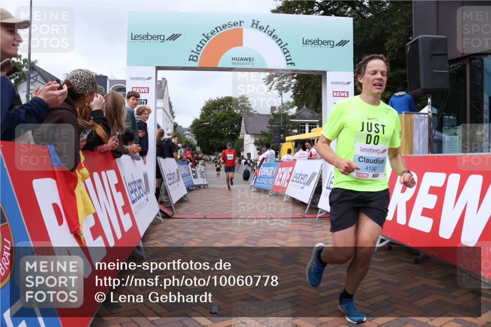 30.08.2026 - Blankeneser Heldenlauf Lena Gebhardt http://msf.ph/oto/10060778 30.08.2026 12:29:24 Ziel 2623, 2861, 4003, 4132, 4230 meine-sportfotos.de