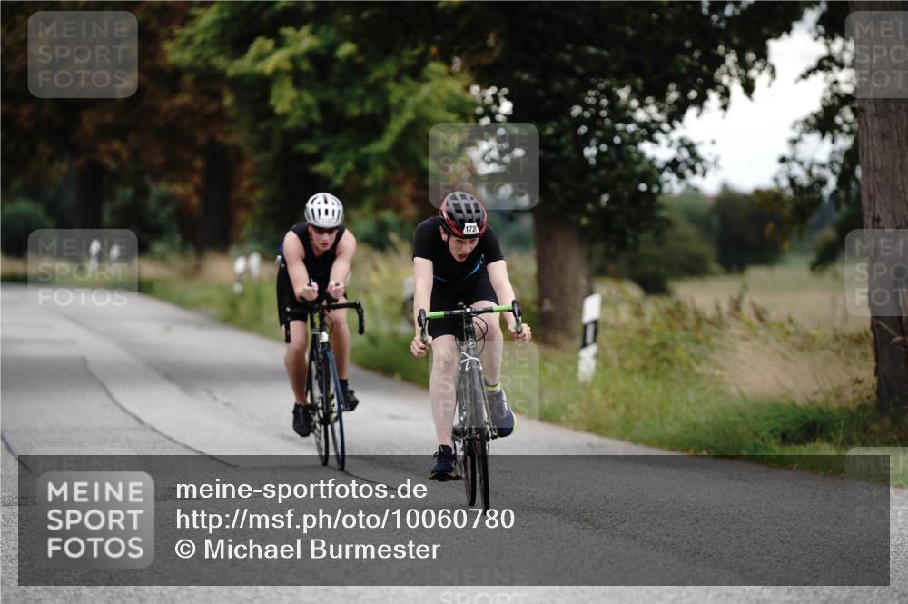 30.08.2026 - Elbe Triathlon Hamburg Michael Burmester http://msf.ph/oto/10060780 30.08.2026 12:26:29 Radfahren 1727, 1733 meine-sportfotos.de
