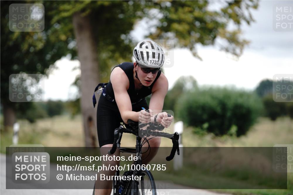 30.08.2026 - Elbe Triathlon Hamburg Michael Burmester http://msf.ph/oto/10060785 30.08.2026 12:26:31 Radfahren 1727, 1733 meine-sportfotos.de