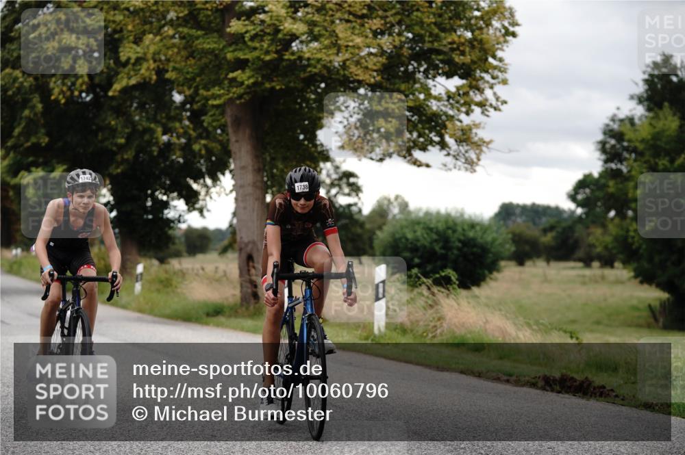 30.08.2026 - Elbe Triathlon Hamburg Michael Burmester http://msf.ph/oto/10060796 30.08.2026 12:27:22 Radfahren 1738, 1742 meine-sportfotos.de