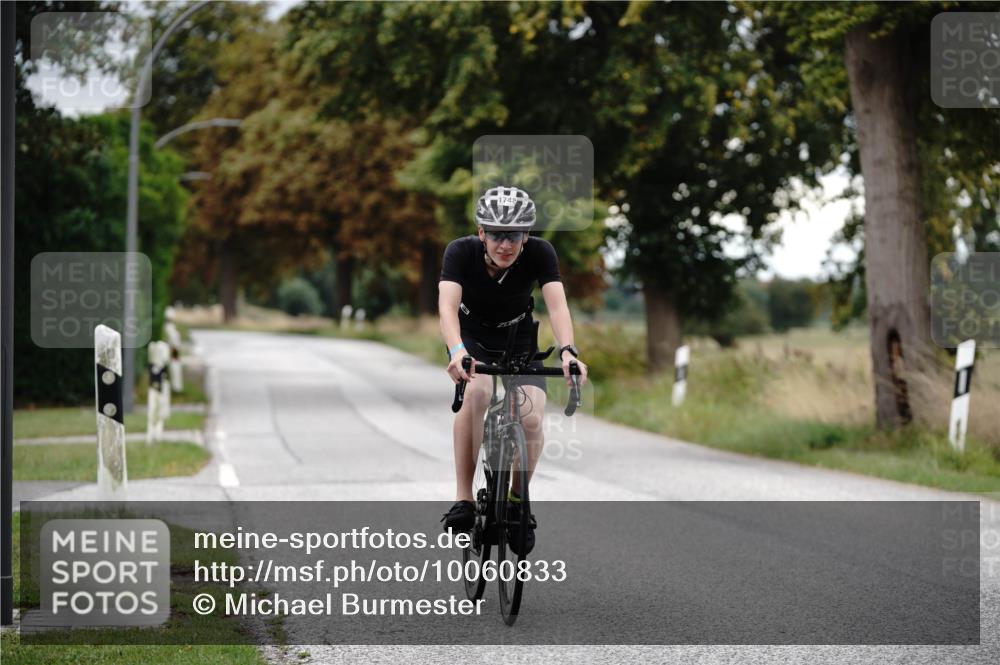 30.08.2026 - Elbe Triathlon Hamburg Michael Burmester http://msf.ph/oto/10060833 30.08.2026 12:28:10 Radfahren 1745, 1748 meine-sportfotos.de
