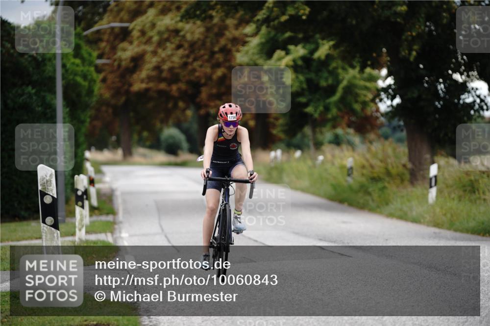 30.08.2026 - Elbe Triathlon Hamburg Michael Burmester http://msf.ph/oto/10060843 30.08.2026 12:28:53 Radfahren 1756 meine-sportfotos.de