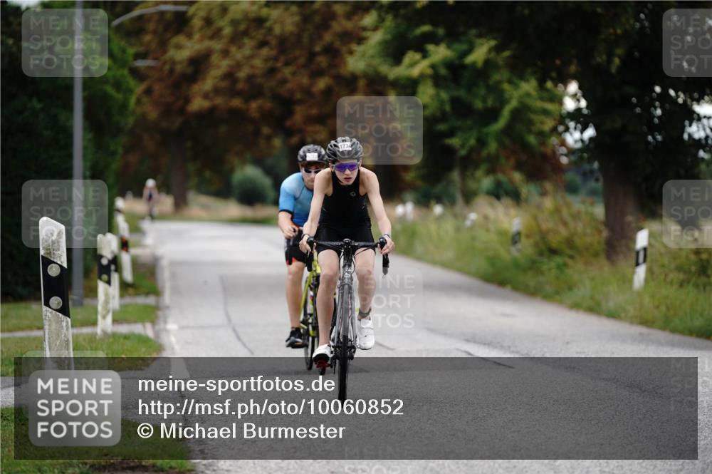 30.08.2026 - Elbe Triathlon Hamburg Michael Burmester http://msf.ph/oto/10060852 30.08.2026 12:29:25 Radfahren 1722, 1734 meine-sportfotos.de