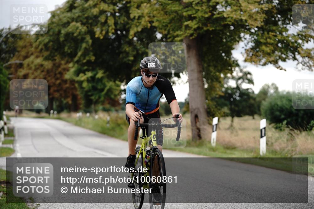 30.08.2026 - Elbe Triathlon Hamburg Michael Burmester http://msf.ph/oto/10060861 30.08.2026 12:29:27 Radfahren 1722, 1734 meine-sportfotos.de