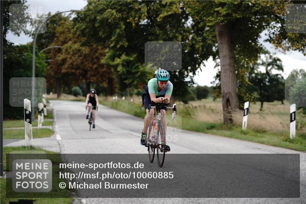 30.08.2026 - Elbe Triathlon Hamburg Michael Burmester http://msf.ph/oto/10060885 30.08.2026 12:30:06 Radfahren 1731, 1759, 1768 meine-sportfotos.de