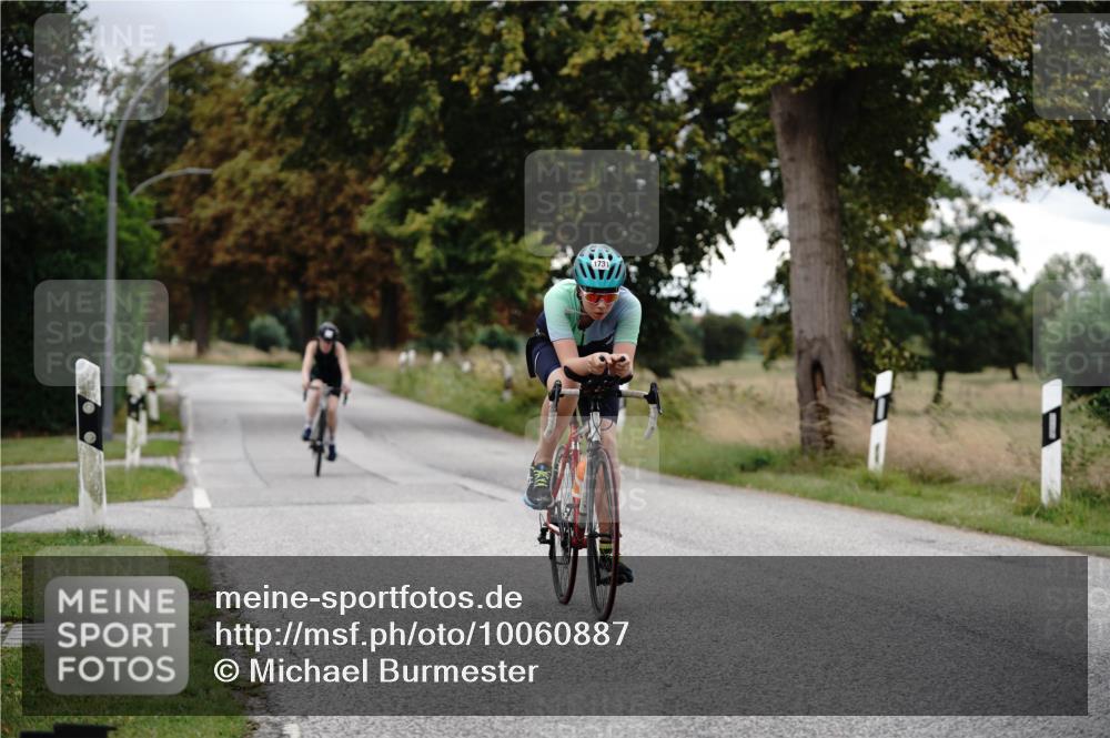 30.08.2026 - Elbe Triathlon Hamburg Michael Burmester http://msf.ph/oto/10060887 30.08.2026 12:30:06 Radfahren 1731, 1759, 1768 meine-sportfotos.de