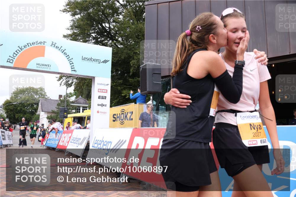 30.08.2026 - Blankeneser Heldenlauf Lena Gebhardt http://msf.ph/oto/10060897 30.08.2026 12:29:37 Ziel 2027, 2395, 2905, 2946 meine-sportfotos.de