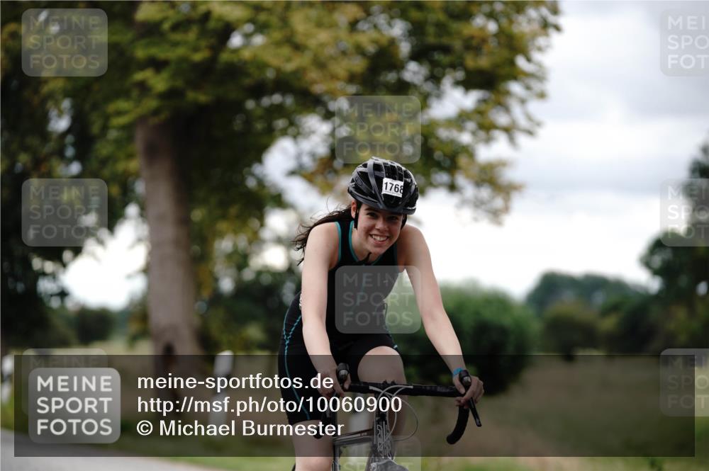 30.08.2026 - Elbe Triathlon Hamburg Michael Burmester http://msf.ph/oto/10060900 30.08.2026 12:30:09 Radfahren 1731, 1768 meine-sportfotos.de