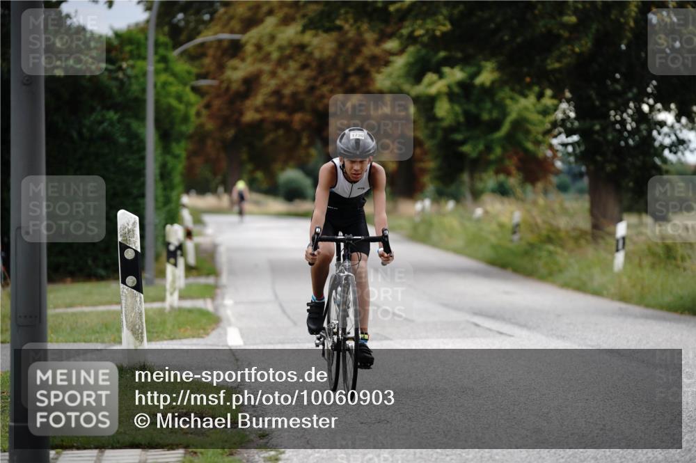 30.08.2026 - Elbe Triathlon Hamburg Michael Burmester http://msf.ph/oto/10060903 30.08.2026 12:30:40 Radfahren 1730 meine-sportfotos.de