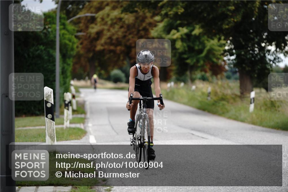 30.08.2026 - Elbe Triathlon Hamburg Michael Burmester http://msf.ph/oto/10060904 30.08.2026 12:30:40 Radfahren 1730 meine-sportfotos.de