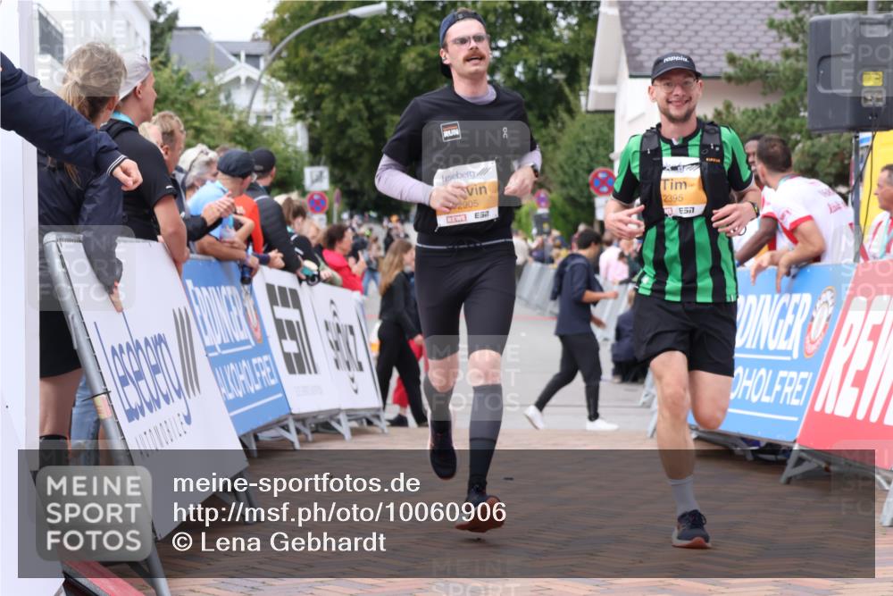30.08.2026 - Blankeneser Heldenlauf Lena Gebhardt http://msf.ph/oto/10060906 30.08.2026 12:29:39 Ziel 2027, 2395, 2905, 2946 meine-sportfotos.de