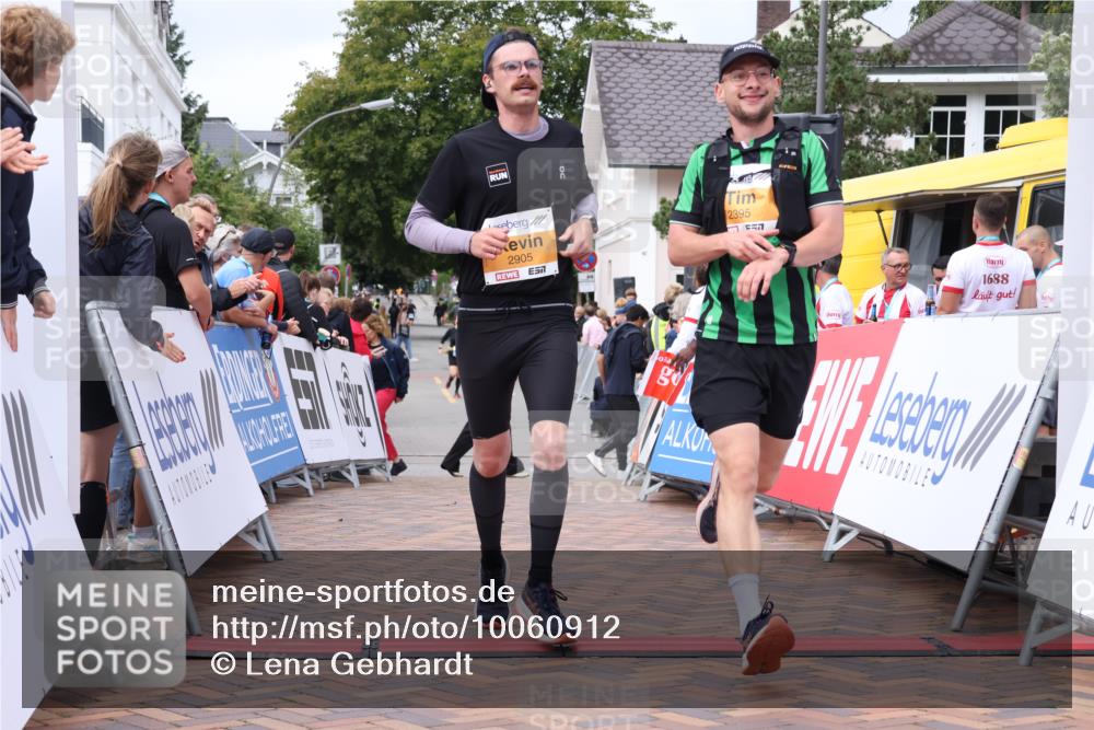 30.08.2026 - Blankeneser Heldenlauf Lena Gebhardt http://msf.ph/oto/10060912 30.08.2026 12:29:40 Ziel 2027, 2395, 2905, 2946 meine-sportfotos.de