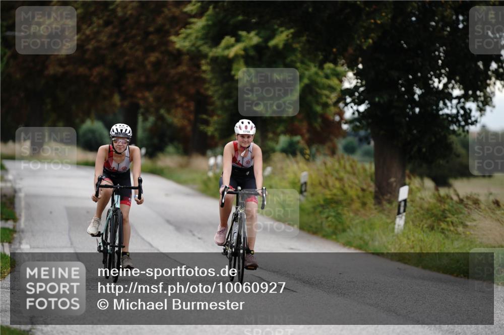 30.08.2026 - Elbe Triathlon Hamburg Michael Burmester http://msf.ph/oto/10060927 30.08.2026 12:32:09 Radfahren 1757, 1758 meine-sportfotos.de