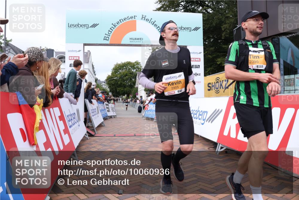 30.08.2026 - Blankeneser Heldenlauf Lena Gebhardt http://msf.ph/oto/10060936 30.08.2026 12:29:41 Ziel 2027, 2395, 2905, 2946 meine-sportfotos.de
