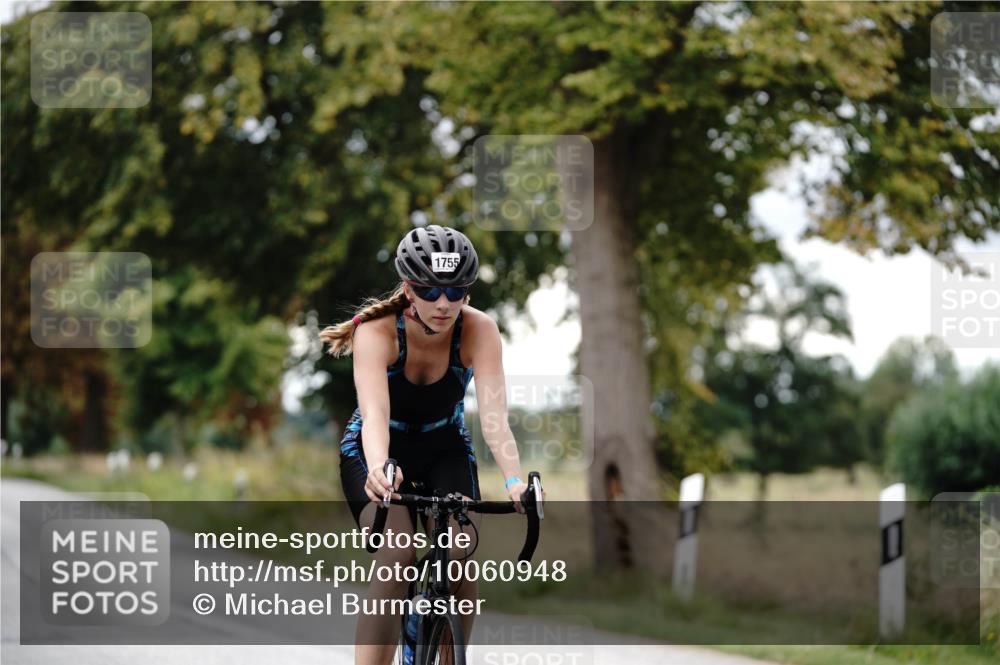 30.08.2026 - Elbe Triathlon Hamburg Michael Burmester http://msf.ph/oto/10060948 30.08.2026 12:32:28 Radfahren 1755 meine-sportfotos.de