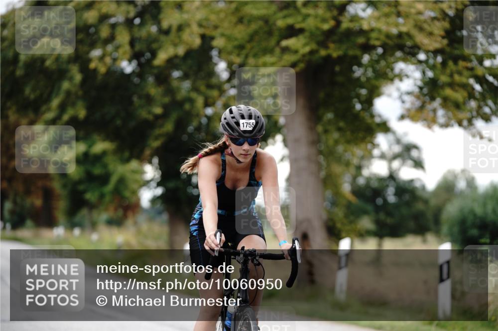 30.08.2026 - Elbe Triathlon Hamburg Michael Burmester http://msf.ph/oto/10060950 30.08.2026 12:32:28 Radfahren 1755 meine-sportfotos.de