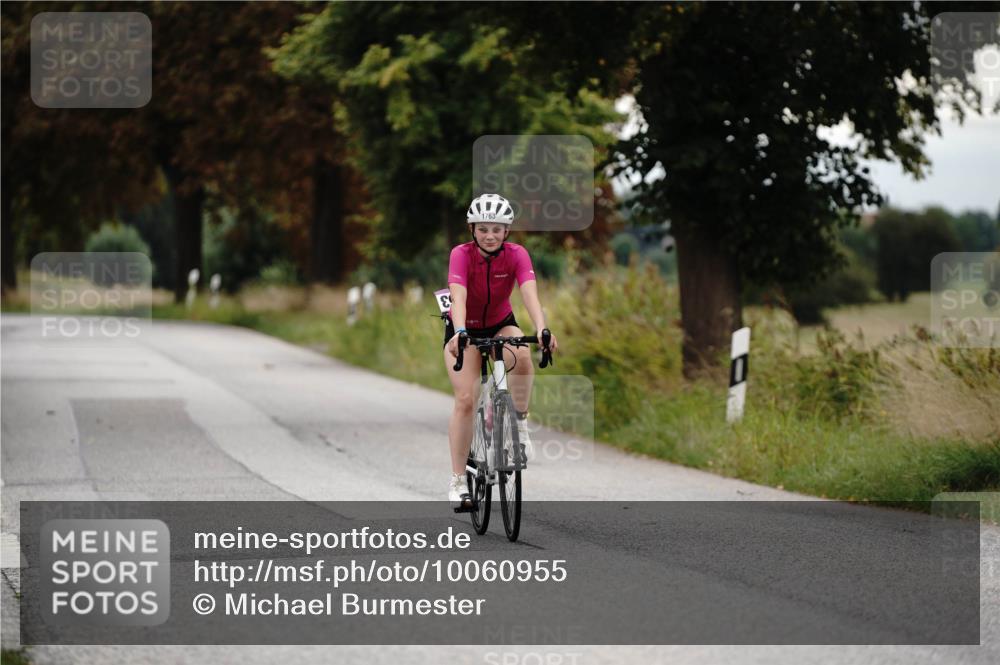 30.08.2026 - Elbe Triathlon Hamburg Michael Burmester http://msf.ph/oto/10060955 30.08.2026 12:35:59 Radfahren  meine-sportfotos.de