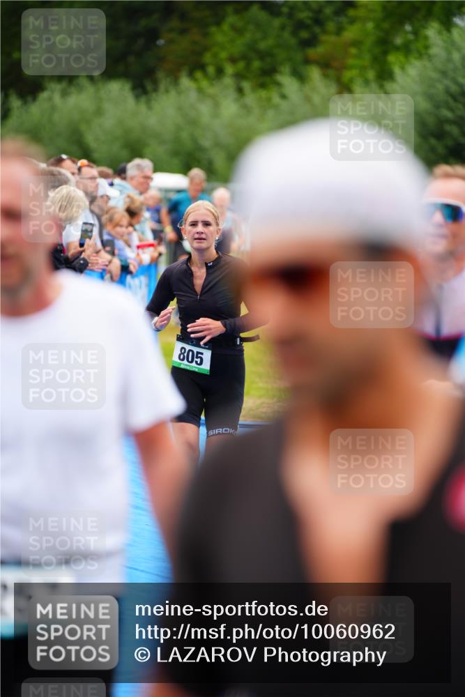 30.08.2026 - Elbe Triathlon Hamburg LAZAROV Photography http://msf.ph/oto/10060962 30.08.2026 11:43:02 Ziel 768, 805, 918, 1257, 1316, 1325 meine-sportfotos.de