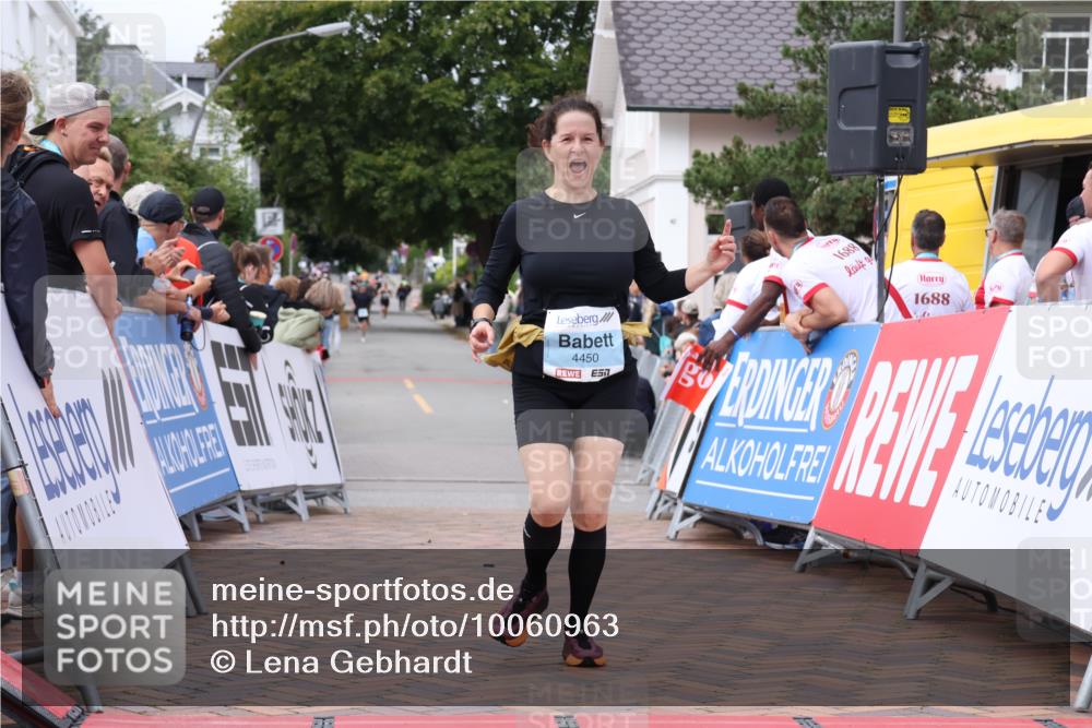 30.08.2026 - Blankeneser Heldenlauf Lena Gebhardt http://msf.ph/oto/10060963 30.08.2026 12:29:49 Ziel 4450 meine-sportfotos.de