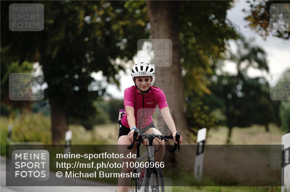 30.08.2026 - Elbe Triathlon Hamburg Michael Burmester http://msf.ph/oto/10060966 30.08.2026 12:36:01 Radfahren  meine-sportfotos.de