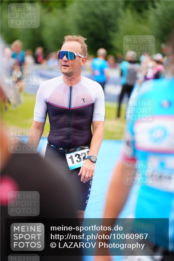 30.08.2026 - Elbe Triathlon Hamburg LAZAROV Photography http://msf.ph/oto/10060967 30.08.2026 11:43:03 Ziel 768, 805, 918, 1107, 1316, 1325 meine-sportfotos.de