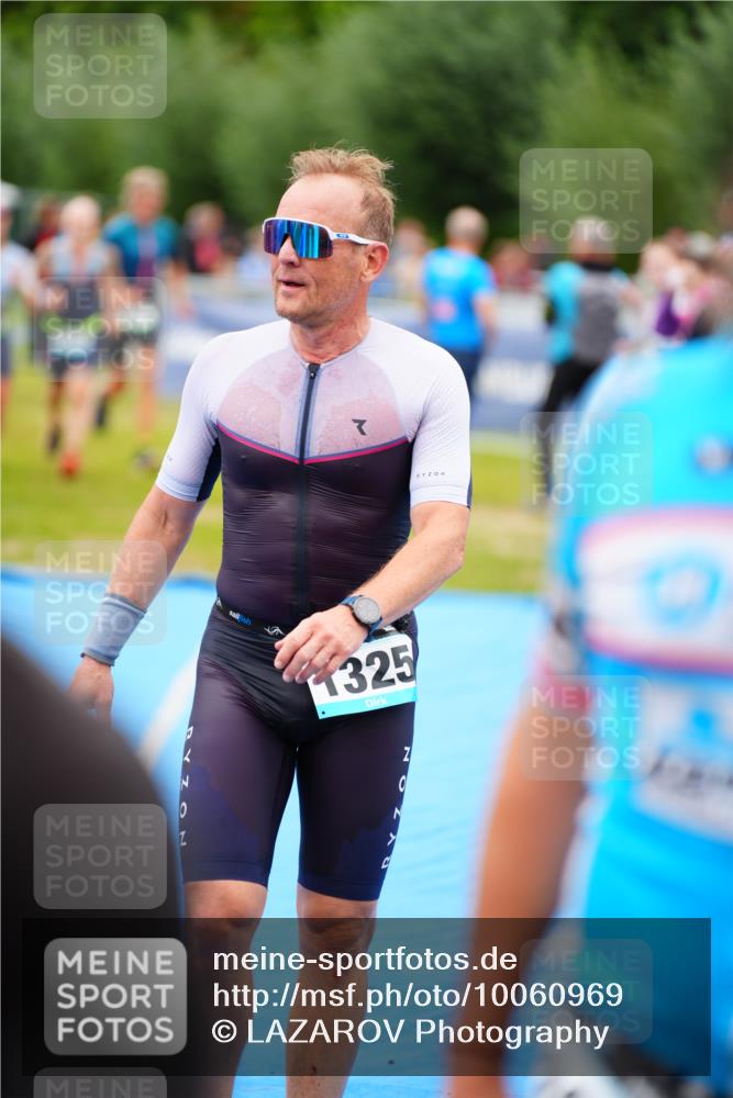 30.08.2026 - Elbe Triathlon Hamburg LAZAROV Photography http://msf.ph/oto/10060969 30.08.2026 11:43:03 Ziel 768, 805, 918, 1107, 1316, 1325 meine-sportfotos.de