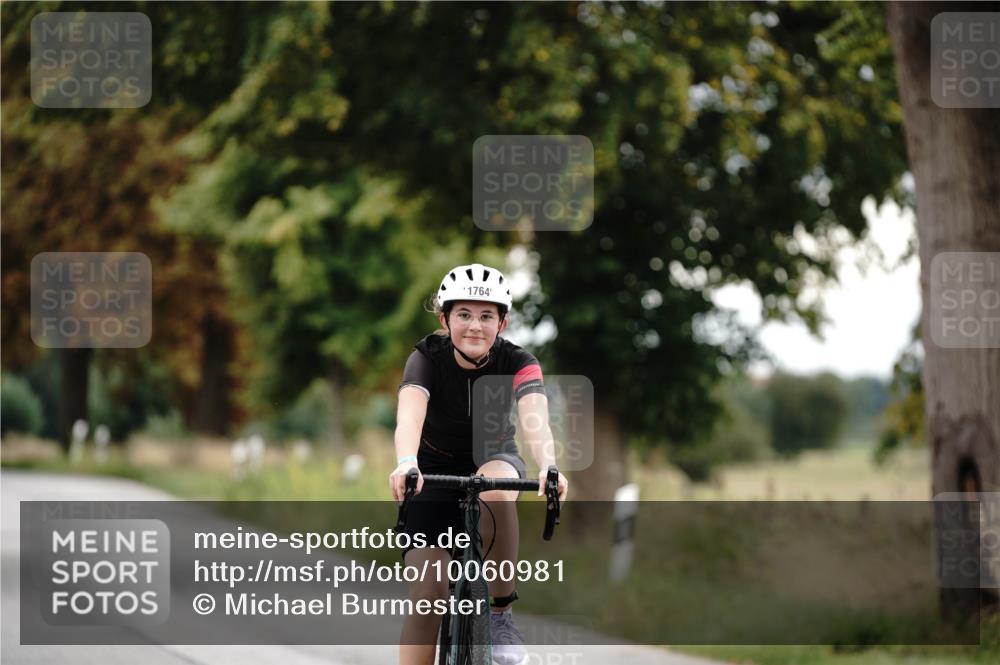 30.08.2026 - Elbe Triathlon Hamburg Michael Burmester http://msf.ph/oto/10060981 30.08.2026 12:38:04 Radfahren  meine-sportfotos.de