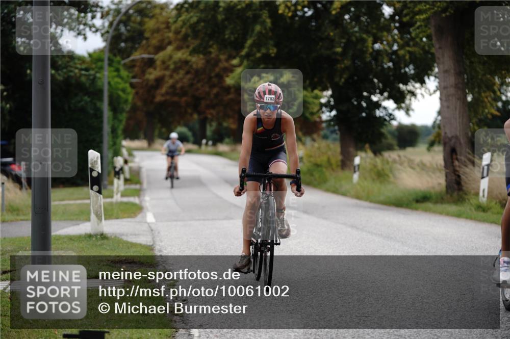 30.08.2026 - Elbe Triathlon Hamburg Michael Burmester http://msf.ph/oto/10061002 30.08.2026 12:41:12 Radfahren 1766, 1779, 1783 meine-sportfotos.de