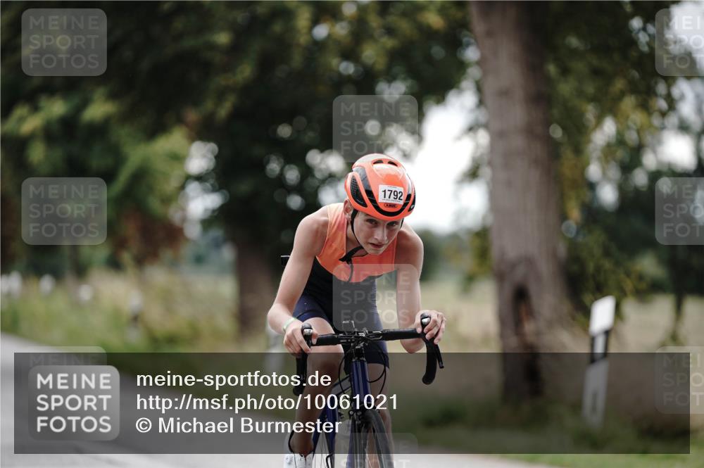 30.08.2026 - Elbe Triathlon Hamburg Michael Burmester http://msf.ph/oto/10061021 30.08.2026 12:41:28 Radfahren 1776, 1792, 1817 meine-sportfotos.de