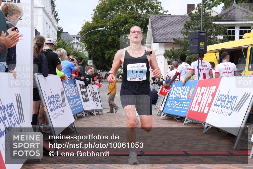 30.08.2026 - Blankeneser Heldenlauf Lena Gebhardt http://msf.ph/oto/10061053 30.08.2026 12:30:12 Ziel 4254, 4313 meine-sportfotos.de