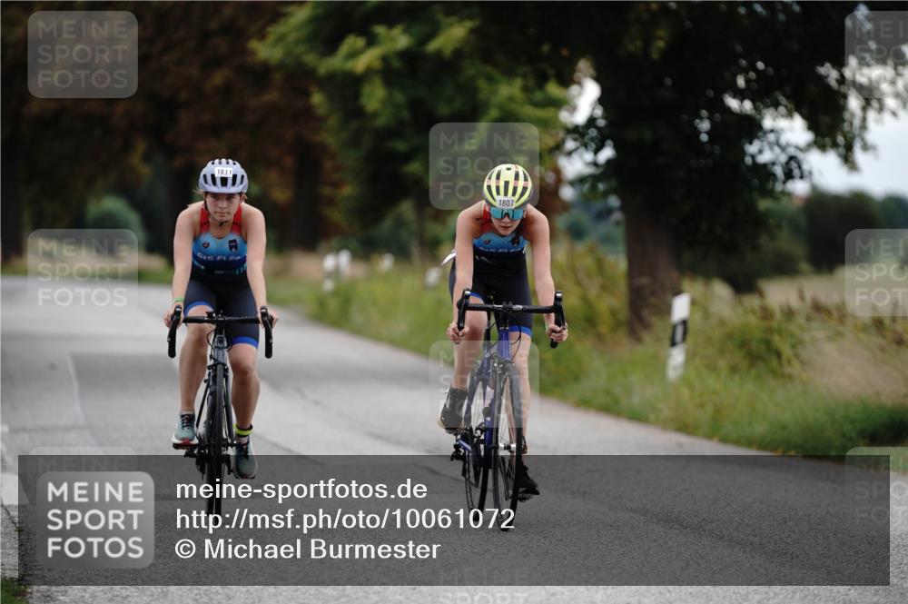 30.08.2026 - Elbe Triathlon Hamburg Michael Burmester http://msf.ph/oto/10061072 30.08.2026 12:42:51 Radfahren 1807, 1811 meine-sportfotos.de