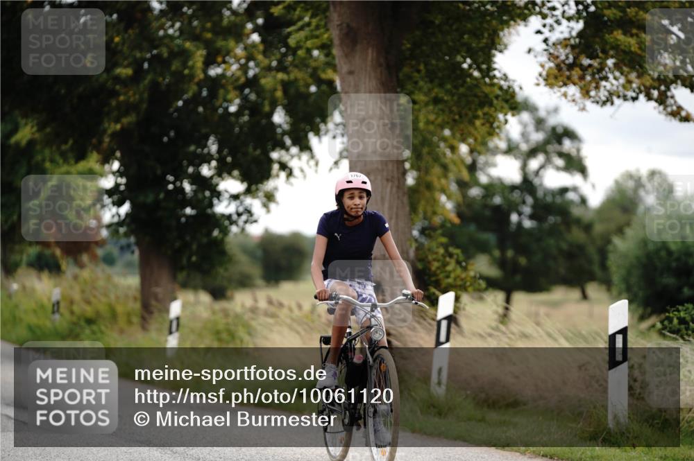 30.08.2026 - Elbe Triathlon Hamburg Michael Burmester http://msf.ph/oto/10061120 30.08.2026 12:44:01 Radfahren 1767 meine-sportfotos.de