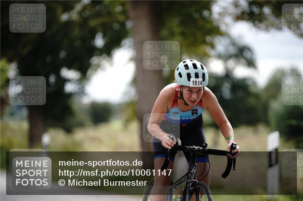 30.08.2026 - Elbe Triathlon Hamburg Michael Burmester http://msf.ph/oto/10061147 30.08.2026 12:44:41 Radfahren 1814 meine-sportfotos.de